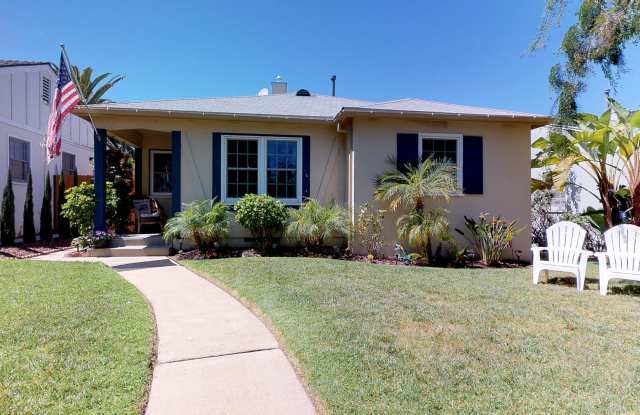 Spacious 3 Bedroom, 2 Bath Home Available for Long Term Rent in Coronado! - 248 G Avenue, Coronado, CA 92118