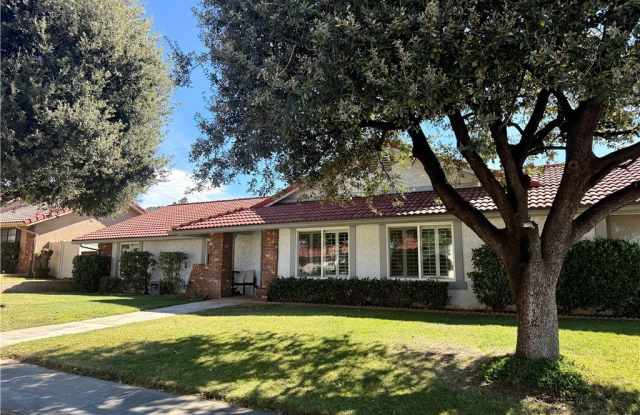 36047 Leah photos photos