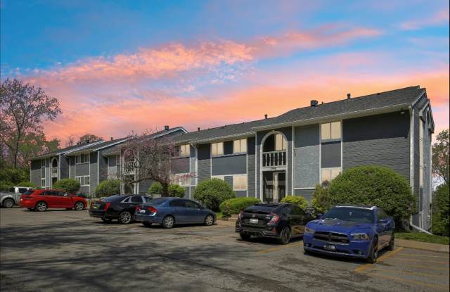 University Villa Apartments Gallery 4