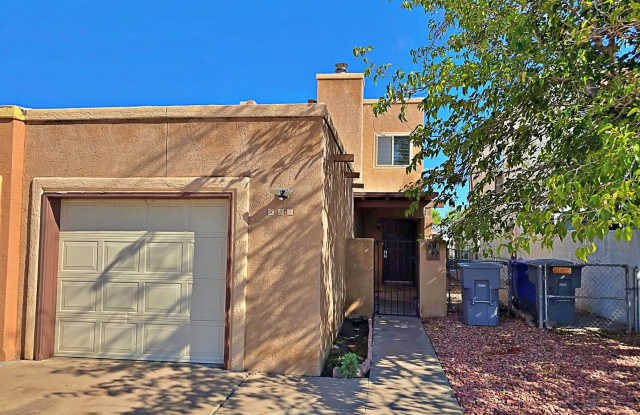 Charming two-story home Move-In Ready! Gallery 1