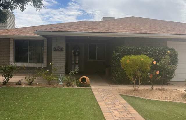 4 bedrooms Solar, Private Pool, almost 1900 SQ DONT MISS OUT!! $2750 photos photos