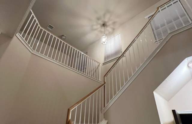 4 bedroom 2.5 bath Kensington Trails home Available in August! Gallery 3