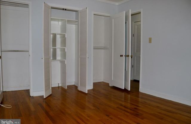 2412 COLSTON DRIVE Gallery 4