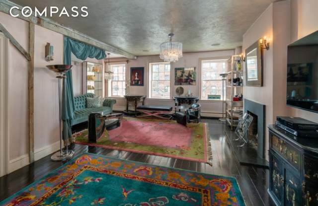 632 Hudson Street Gallery 3