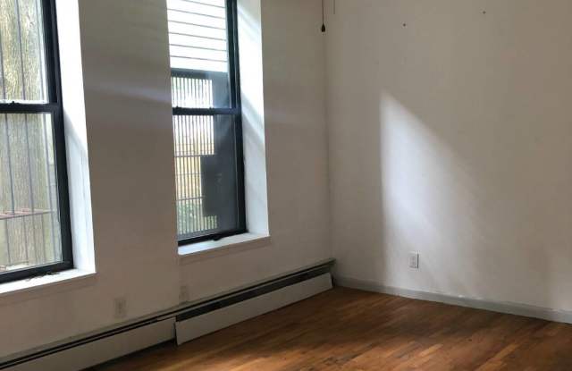 1500 Bedford Ave Gallery 4