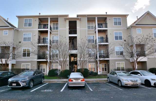 13347-A CONNOR DR - 13347 Connor Dr, Centreville, VA 20120