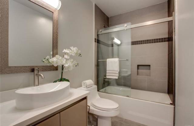 330 Salem Street photos photos