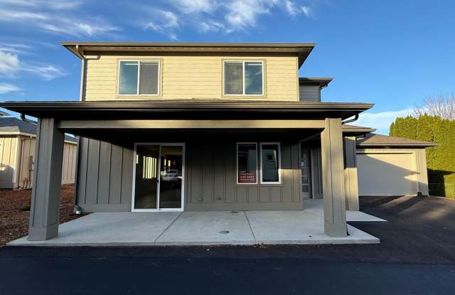 Now renting brand-new 3 bedroom, one Study/Den, 2.5 bathroom House photos photos