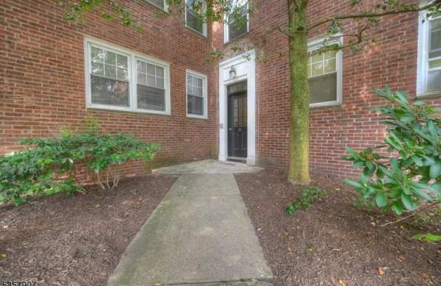 349 Bloomfield Ave photos photos