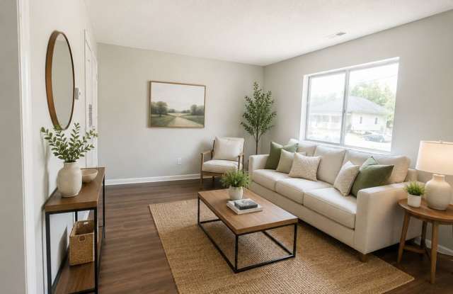 1501 Chapel Hill Road - B Gallery 3