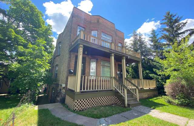 922 E 5th (920 bldg) photos photos