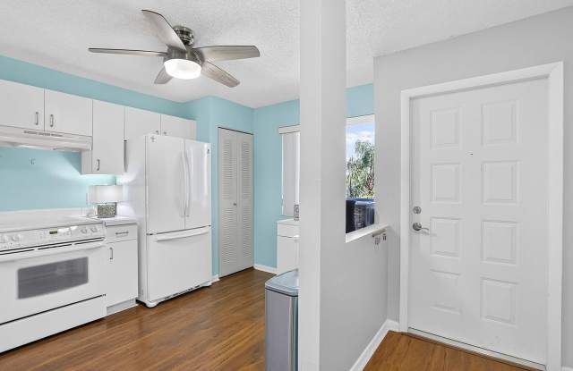 7805 Trent Dr # 408 Gallery 3