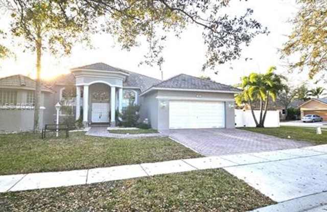 2172 NW 139th Ter, Pembroke Pines, FL 33028 photos photos