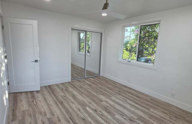 412 East Fernfield Drive Gallery 1