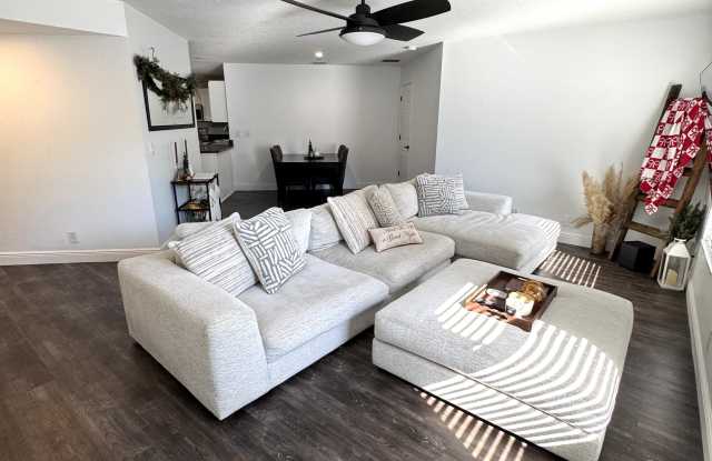 1146 Northeast Coy Senda - 1146 Northeast Coy Senda, Jensen Beach, FL 34957