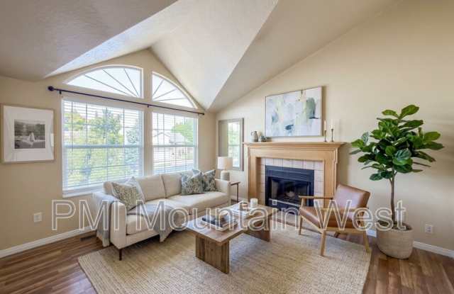 2322 N 1075 E Gallery 1