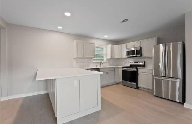 421 S Interurban Street photos photos