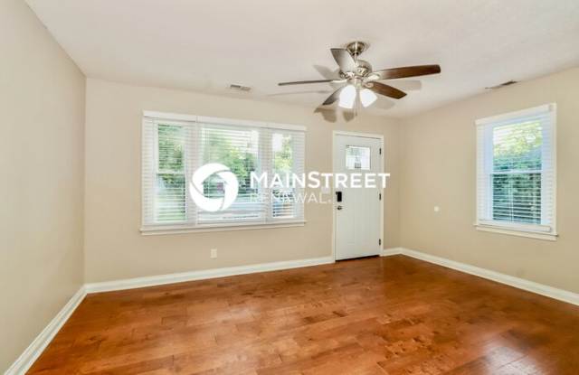 4213 Searcy Lane Gallery 4