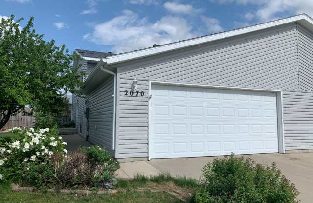 3 Bedroom Twinhome photos photos