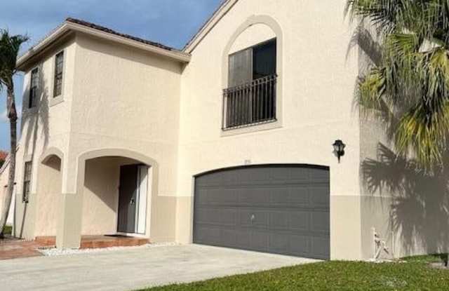 1731 Shoreside Circle photos photos