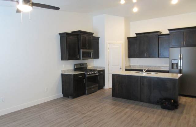 474 W 2350 N Gallery 3