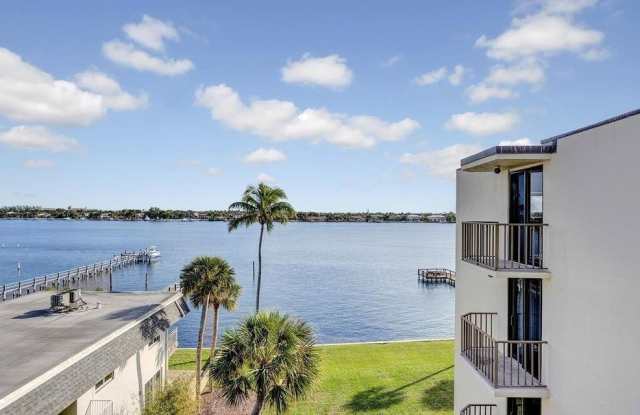 1202 S Lake Drive unit: 501 photos photos