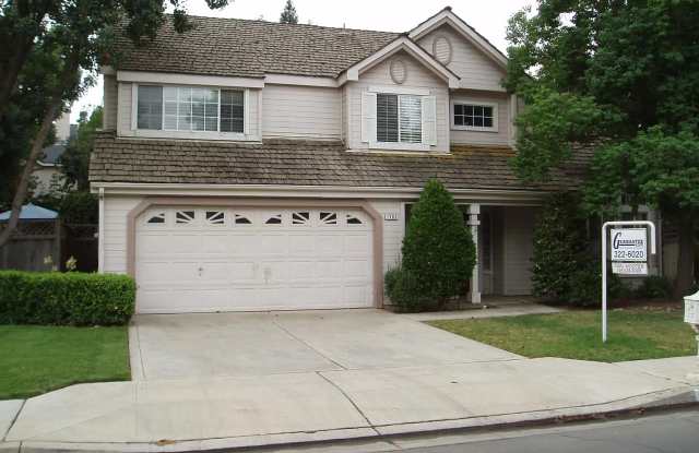 1763 E. Goshen Avenue photos photos