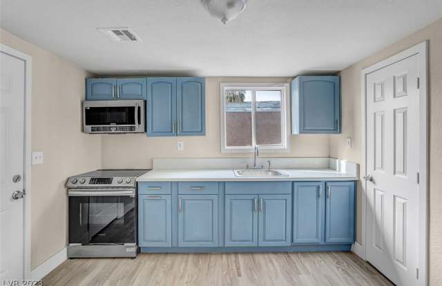 1815 Stanford Street - 1815 Stanford Street, North Las Vegas, NV 89030
