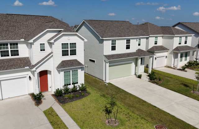 Pradera Oaks photos photos