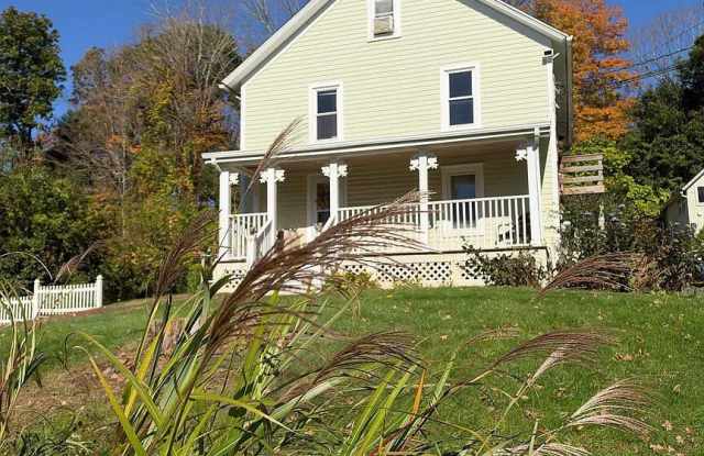 17 Highland Avenue Gallery 2