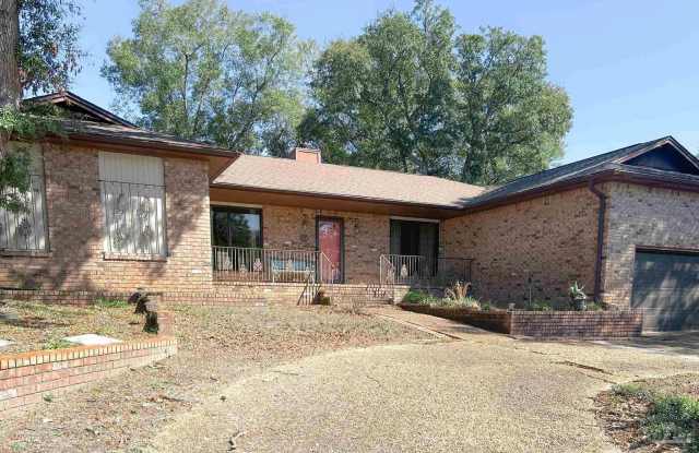240 S 69th Ave - 240 South 69th Avenue, Myrtle Grove, FL 32506