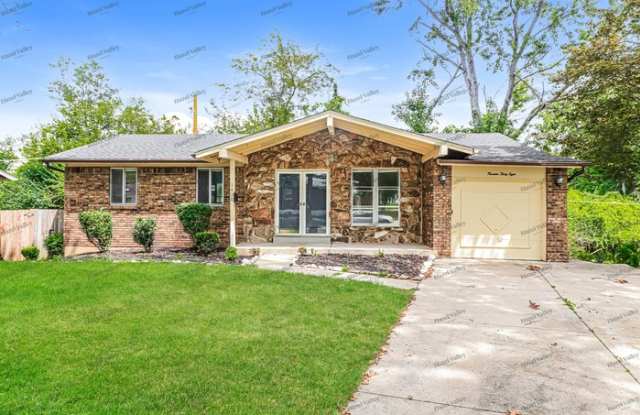 1438 Friar Tuck Lane photos photos