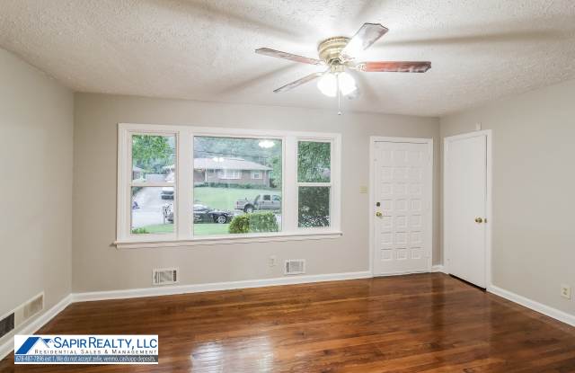 2694 Fairlane Dr SE Gallery 2