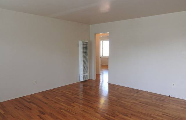 4060 Alicia Drive Gallery 2
