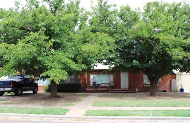 3204 29th St photos photos