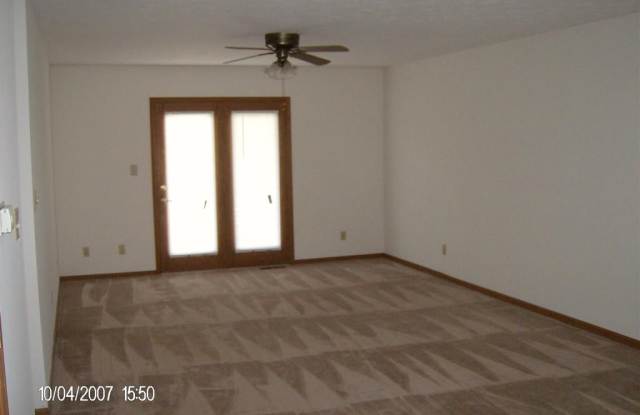 974 Red Maple Gallery 3