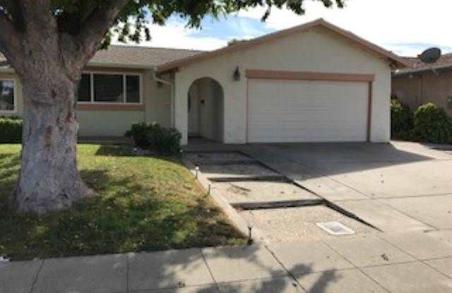 212 Elvira St photos photos