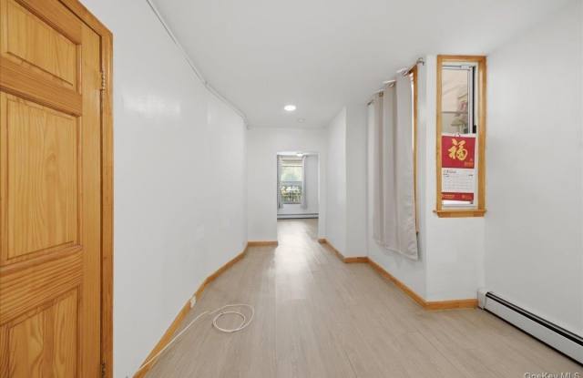 1850 Unionport Road Gallery 3