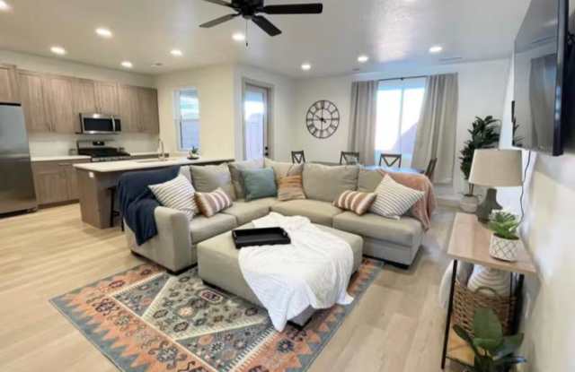 960 Heritage Drive photos photos