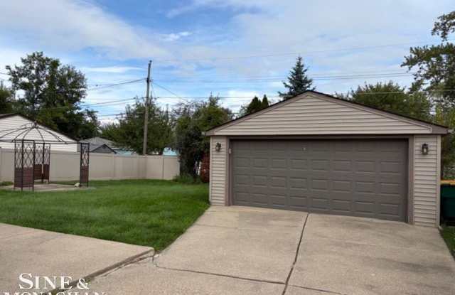 2331 Parliament Drive Gallery 2