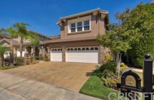 11430 Santini Lane - 11430 Santini Lane, Los Angeles, CA 91326