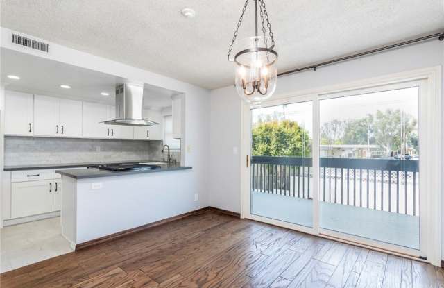 116 S Broadway - 116 S Broadway Ave, Redondo Beach, CA 90277