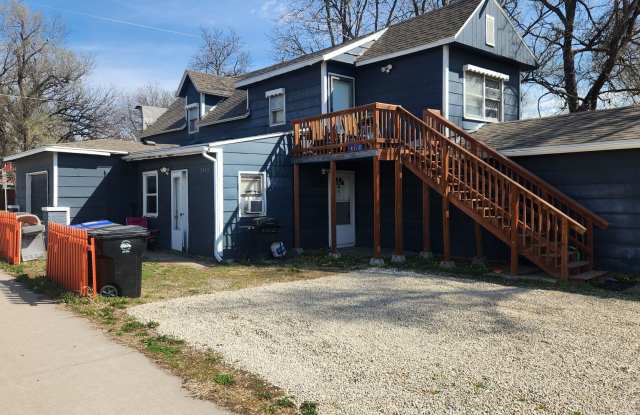 Affordable 2BR, 1BTH flat with utilities included  convenient location! photos photos