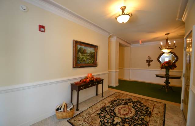 235 Eyam Hall Ln Gallery 3