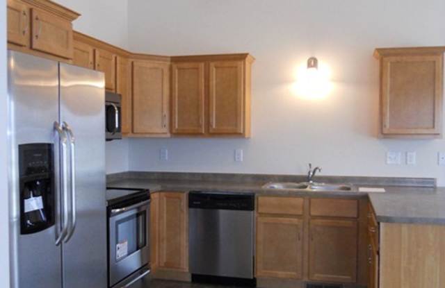 3 Bed 3 Bath Twin Home Gallery 1