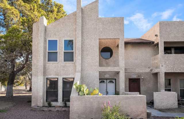 Townhome Conveniently Located to the Las Vegas Strip photos photos