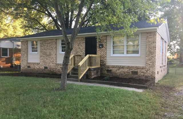 3-bedroom, 1-bath home with a fenced-in yard, located on Guerrant Street in Greensboro photos photos
