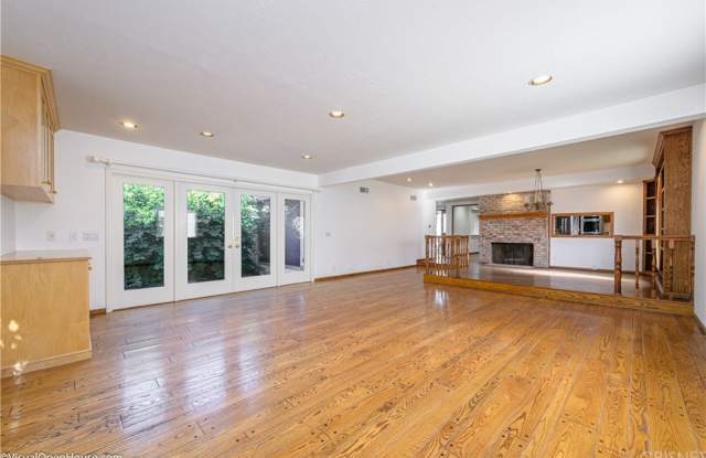 5143 Densmore Avenue Gallery 3