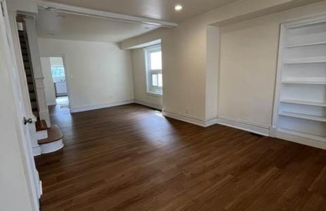 402 JEFFERSON Avenue Gallery 3