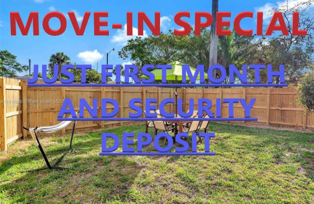 1050 SW 30th St photos photos